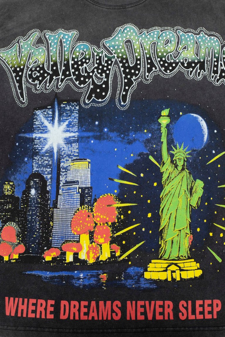 Vale Statue‑of‑Liberty Graphic Black Tee