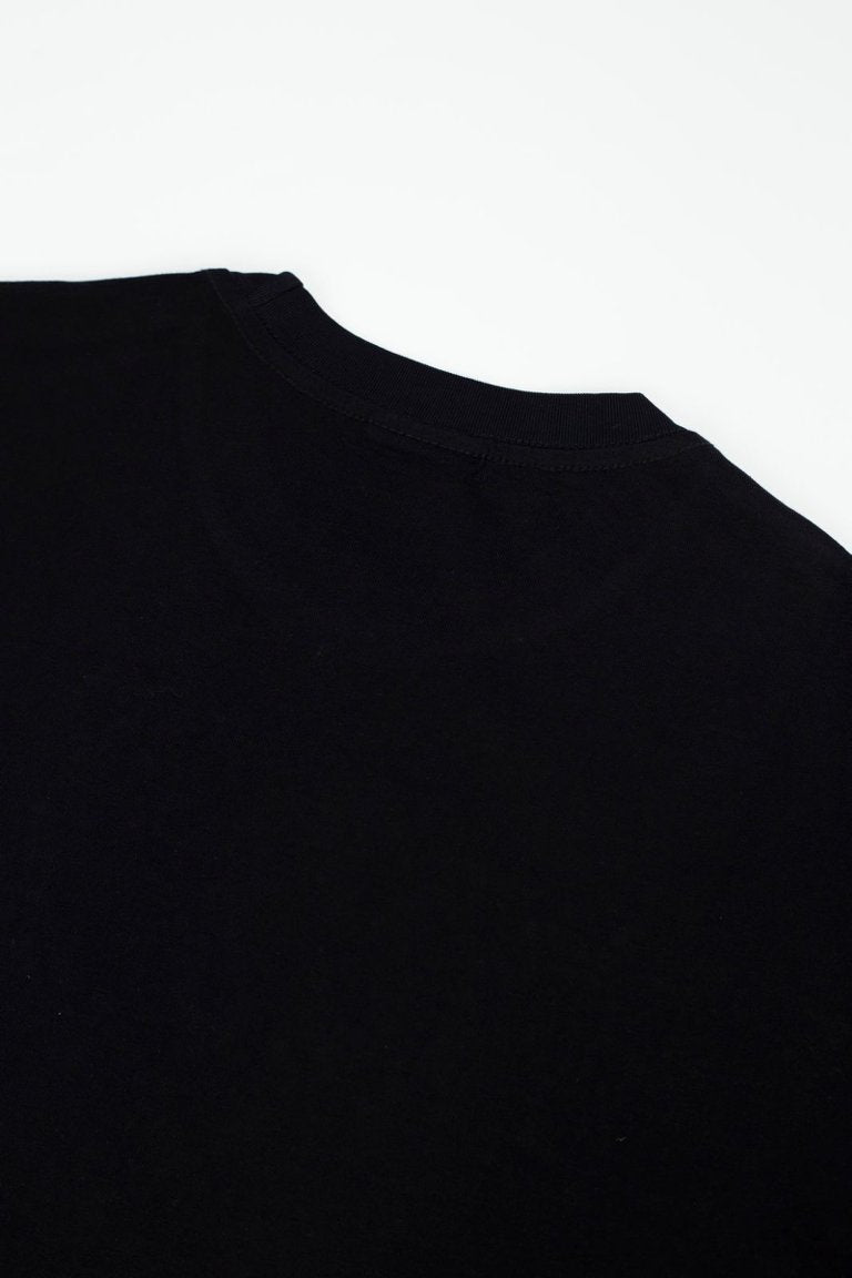 Vale Valley Dreams Vintage Portrait Print Black Tee