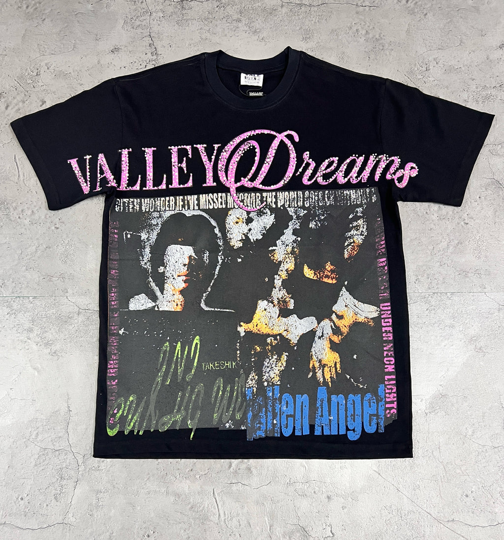 Vale Valley Dreams Vintage Portrait Print Black Tee