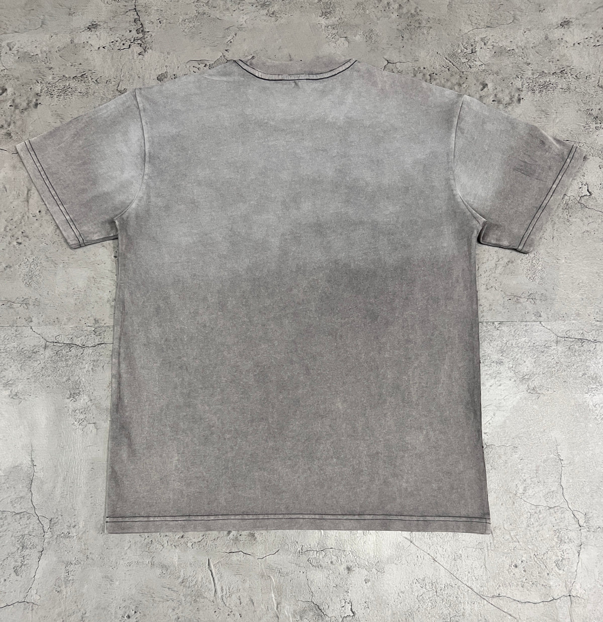 Vale Vintage Grey Washed‑Out Portrait Graphic Tee