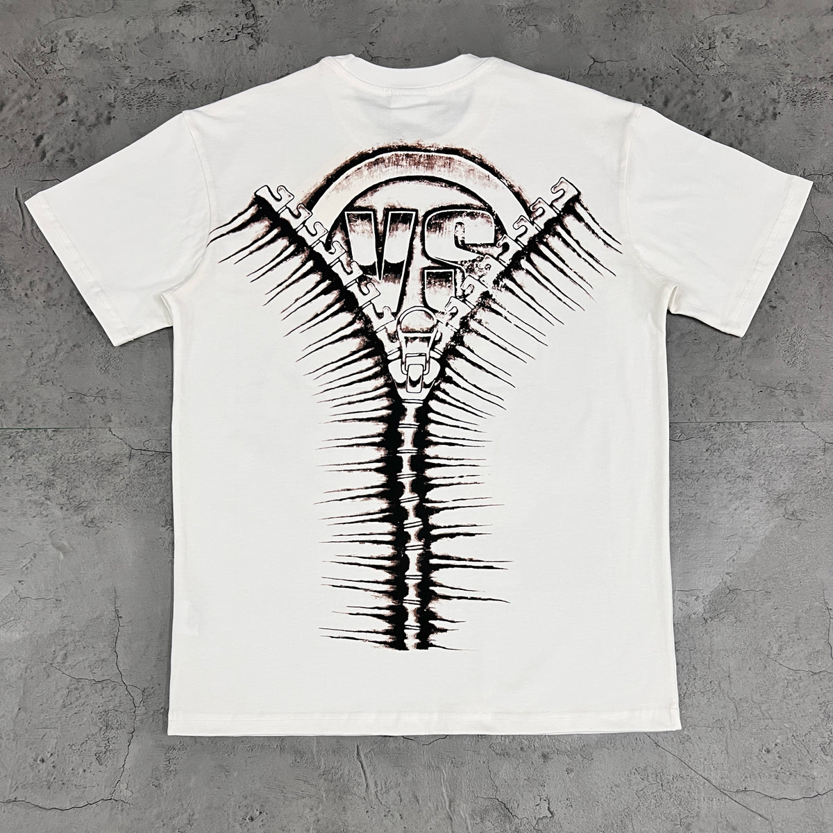 Vale Spine‑Pattern Valley Dreams Graphic Tee