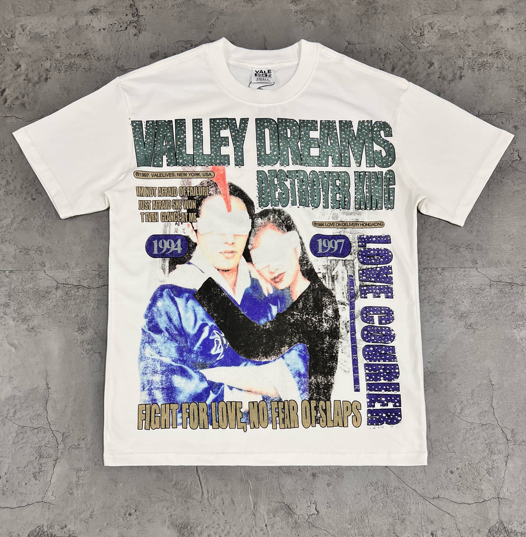 Vale Valley Dreams Retro Portrait Print Tee