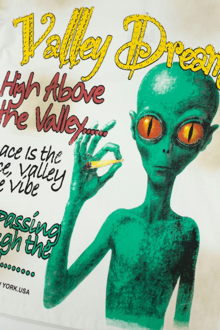 Vale Green Alien Tie‑Dye Graphic Tee