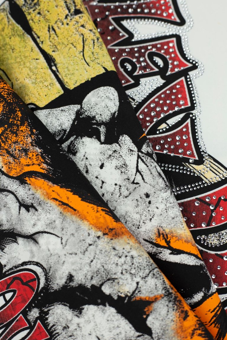 Vale White Cartoon Graphic Print Short‑Sleeve Tee
